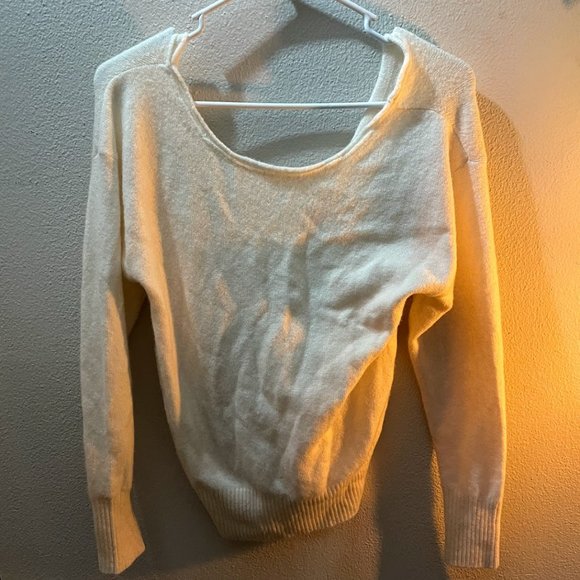 Victoria Secret's cream slouchy Fuzzy Sweater - Picture 7 of 10